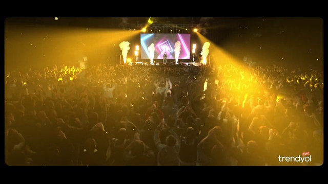 Video Reference: Yellow, Text, Amber, Font, Graphics, Macro photography, Photography, Space, Graphic design, Night