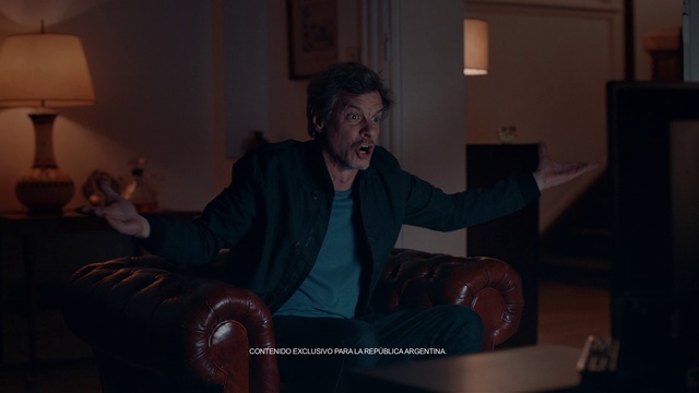 Video Reference: Fun, Sitting, Room, Photography, Darkness, Screenshot