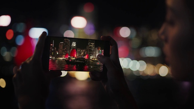 Video Reference: Light, Lighting, Night, Architecture, Photography, Automotive lighting, Darkness, City, Reflection