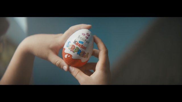 Video Reference: body, clothing, skin, volleyball, hand, ball