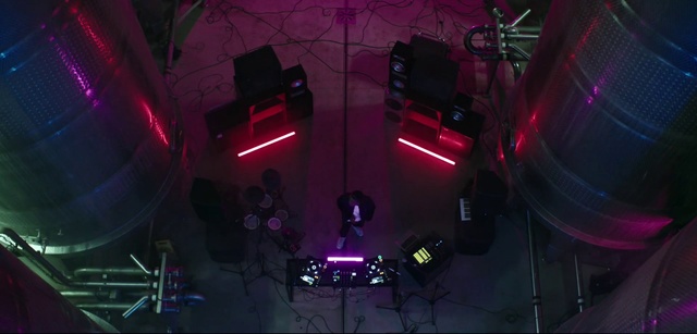 Video Reference: Purple, Violet, Light, Magenta, Red, Stage, Pink, Lighting, Visual effect lighting, Performance