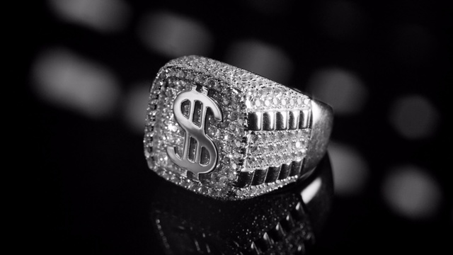 Video Reference: Ring, Jewellery, Fashion accessory, Diamond, Silver, Macro photography, Silver, Metal, Engagement ring, Platinum