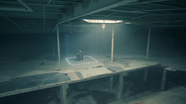 Video Reference: Floor, Glass