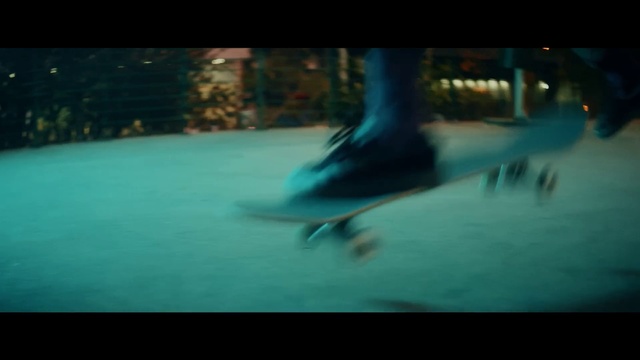 Video Reference: Atmosphere, Underwater, Footwear, Recreation, Leisure, Longboard, Swimming pool