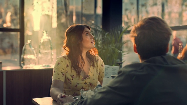 Video Reference: Yellow, Conversation, Human, Tree, Adaptation, Reflection, Sunlight, Sitting, Photography, Brown hair