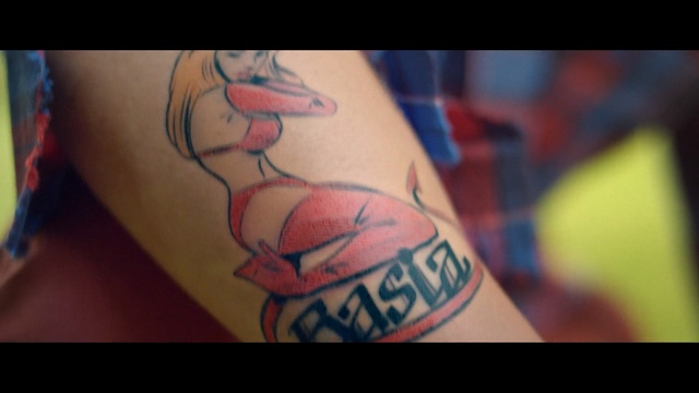 Video Reference: Tattoo, Arm, Shoulder, Joint, Font, Cool, Human leg, Temporary tattoo, Flesh, Elbow