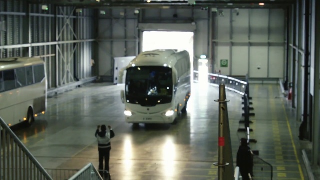 Video Reference: Transport, Vehicle, Mode of transport, Car, Building, Commercial vehicle