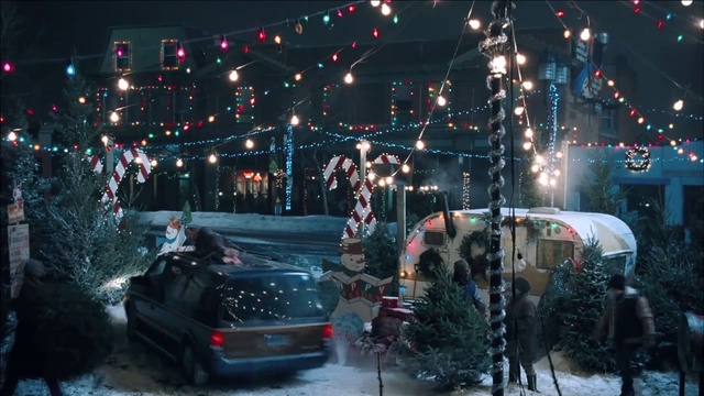 Video Reference: Snow, Winter, Vehicle, Car, Luxury vehicle, Winter storm, Event, Mid-size car, Midnight, Christmas lights