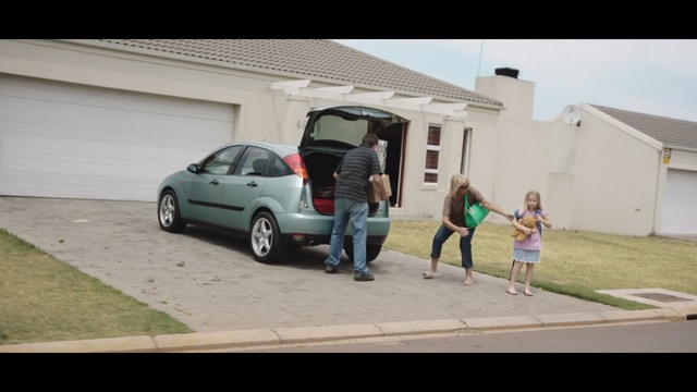 Video Reference: Land vehicle, Vehicle, Car, Vehicle door, Compact car, City car, Automotive window part