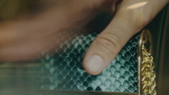 Video Reference: finger, nail, hand, water, girl