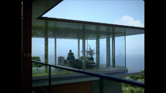 Video Reference: architecture, glass, house, window, reflection, daylighting, sky, shade, facade, roof, Person
