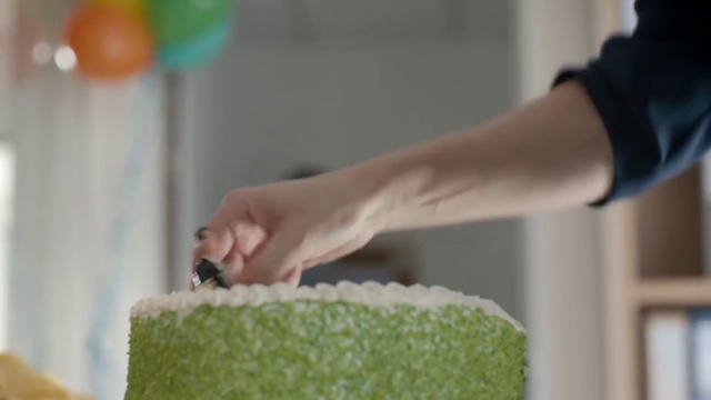 Video Reference: Green, Buttercream, Icing, Cake decorating, Food, Cake, Dessert