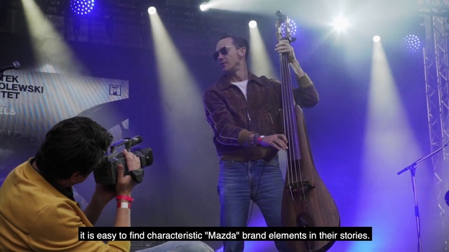 Video Reference: Performance, Entertainment, Music, Music artist, Performing arts, Song, Musician, Event, Concert, Singing