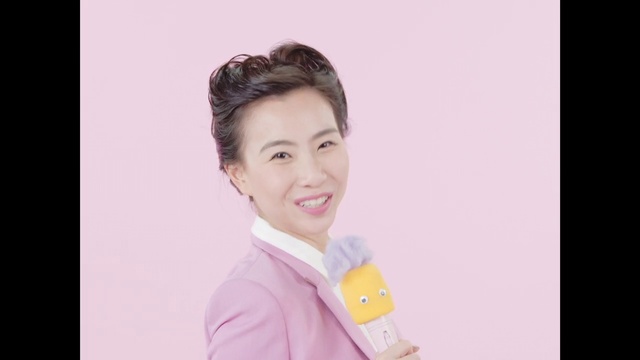 Video Reference: Skin, Chin, Neck, Nose, Forehead, Beauty, Hairstyle, Pink, Lip, Joint