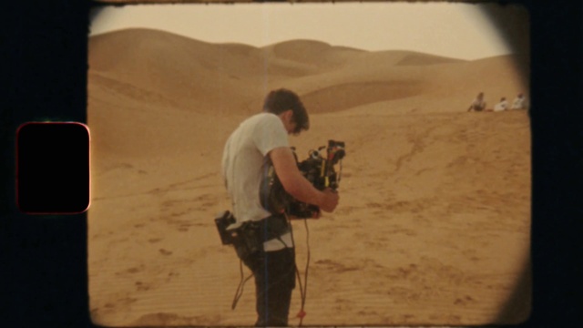 Video Reference: Ecoregion, Natural environment, Mammal, Travel, Landscape, Erg, Plain, Photographer, Tints and shades, Aeolian landform