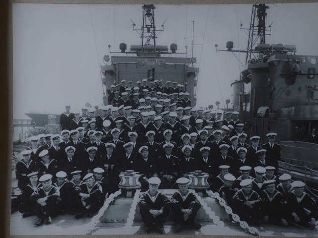 Video Reference: Crew, Troop, Team, Vehicle, Military organization, Ship