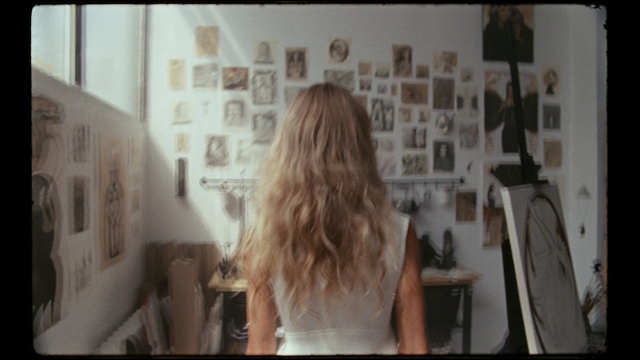 Video Reference: hair, human hair color, hairstyle, blond, girl, long hair, hair coloring