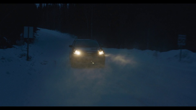 Video Reference: Snow, Winter, Sky, Atmospheric phenomenon, Atmosphere, Freezing, Winter storm, Headlamp, Automotive lighting, Cloud