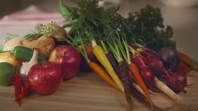 Video Reference: Food, Natural foods, Vegetable, Beetroot, Local food, Carrot, Root vegetable, Radish, Vegan nutrition, Leaf vegetable