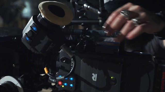 Video Reference: Automotive design, Automotive lighting, Flash photography, Motor vehicle, Auto part, Toy, Space, Machine, Music, Darkness