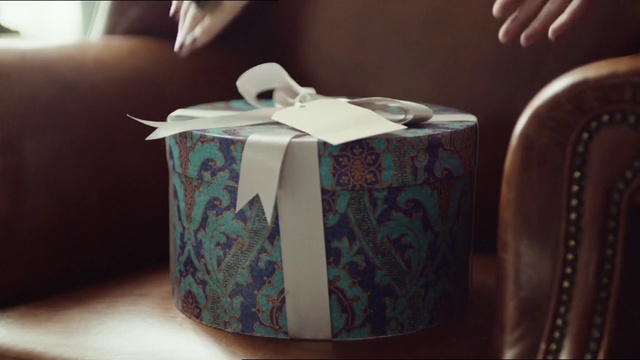 Video Reference: Teapot, Table, Porcelain, Furniture, Tableware, Paper, Mug, Serveware