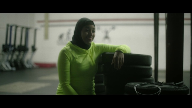 Video Reference: Green, Standing, Sitting, Arm, Physical fitness, Room, Muscle, Photography, Sports training, Fictional character