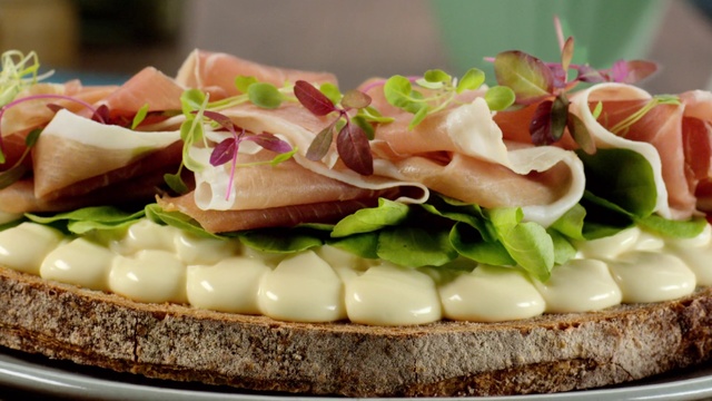 Video Reference: Dish, Food, Cuisine, Ingredient, Bruschetta, Produce, Prosciutto, Finger food, Baked goods, Recipe