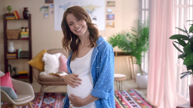 Video Reference: Room, Textile, Child, Sitting, Linens, Breakfast, Furniture, Eating