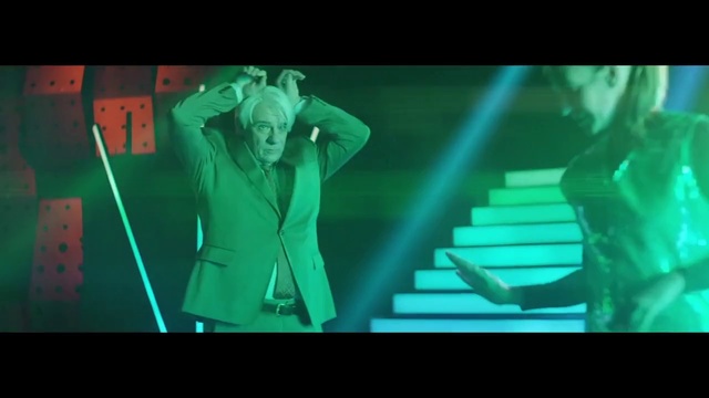 Video Reference: Green, Fictional character, Human, Organism, Performance, Movie, Scene, Supervillain, Screenshot, Person