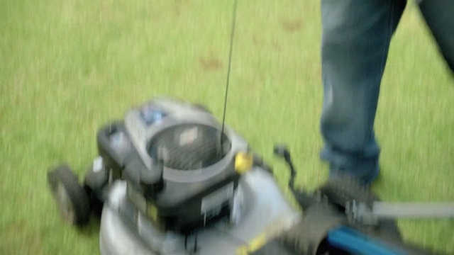 Video Reference: Lawn, Lawn mower, Mower, Outdoor power equipment, Grass, Vehicle, String trimmer, Power tool, Tool