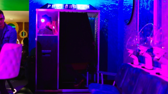 Video Reference: purple, entertainment, light, stage, lighting, disco, magenta, display device, television program, event, Person