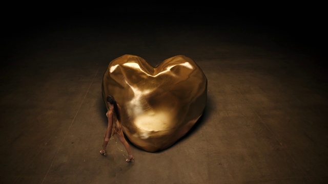 Video Reference: Cookie cutter, Automotive lighting, Wood, Sculpture, Art, Jewellery, Heart, Glass, Fashion accessory, Darkness