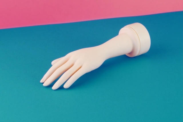 Video Reference: Finger, Arm, Hand, Plastic, Thumb