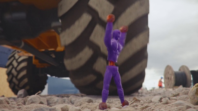 Video Reference: Action figure, Animation, Fictional character, Toy, Sand