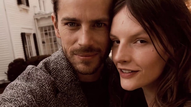 Video Reference: Hair, Face, Nose, Cheek, Chin, Forehead, Smile, Photography, Selfie, Jaw