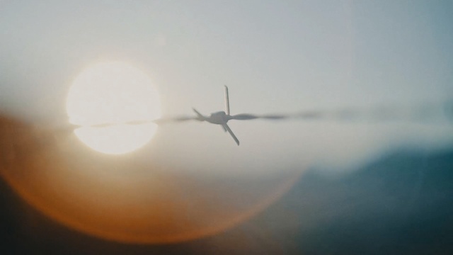 Video Reference: Sky, Atmospheric phenomenon, Airplane, Atmosphere, Air travel, Flight, Aviation, Aircraft, Wing, Vehicle