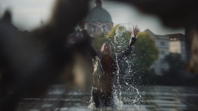 Video Reference: Water, Fountain, Photography, Sunlight, Water feature, Digital compositing, Screenshot, World, Fictional character