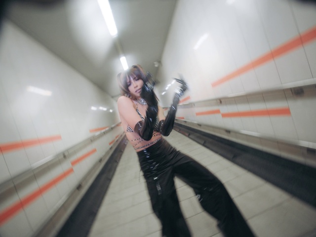 Video Reference: Transport, Skin, Snapshot, Fun, Leg, Photography, Metro station
