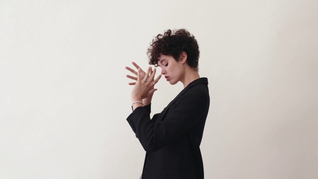 Video Reference: Shoulder, Arm, Gesture, Forehead, Hand, Joint, Finger, Neck, Photography, Ear