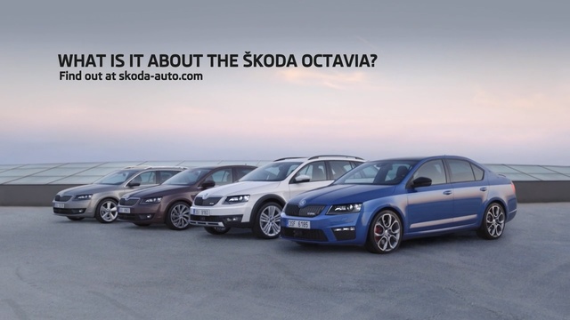 Video Reference: Land vehicle, Vehicle, Car, Full-size car, Mid-size car, Luxury vehicle, Executive car, Volkswagen passat, Sedan