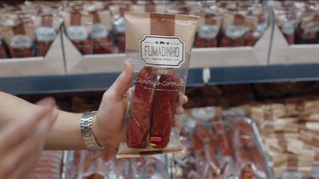 Video Reference: Material property, Drink, Hand, Flesh, Food