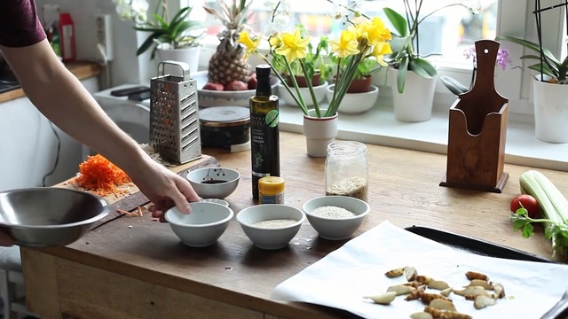 Video Reference: Brunch, Meal, Table, Food, Room, Dish, Cuisine, Breakfast, Interior design, Tableware