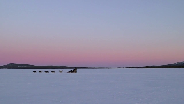 Video Reference: Sky, Body of water, Horizon, Water, Dusk, Calm, Sea, Evening, Morning, Sunset
