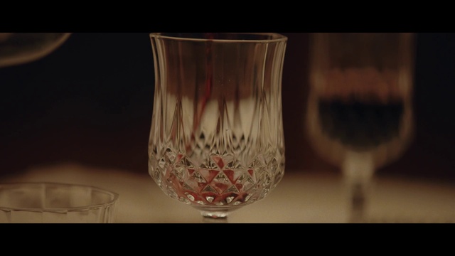 Video Reference: Stemware, Glass, Drinkware, Wine glass, Still life photography, Snifter, Champagne stemware, Beer glass, Tableware, Drink