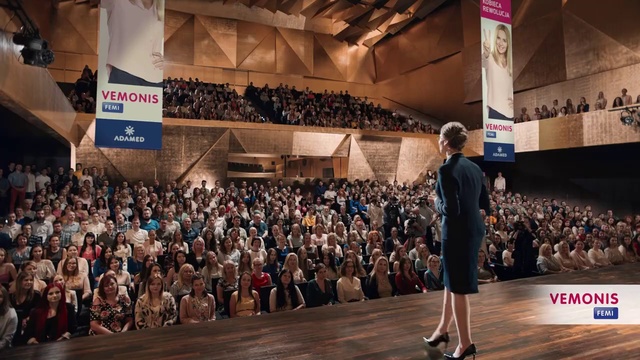 Video Reference: Fashion, Crowd, Audience, Event, Runway, Fashion show, Fashion design, Fan, Performance, Talent show