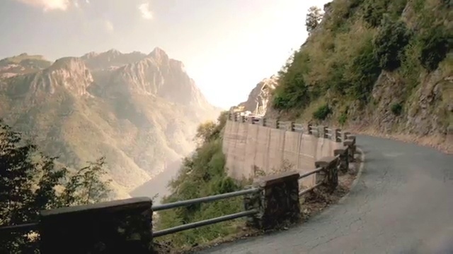 Video Reference: Mountainous landforms, Hill station, Mountain pass, Geological phenomenon, Natural landscape, Mountain, Valley, Highland, Mountain range, Cliff