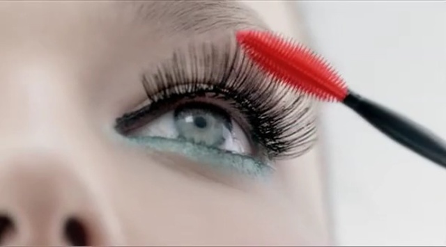 Video Reference: eyebrow, eyelash, cosmetics, eye, close up, mascara, eyelash extensions, eye shadow, lip
