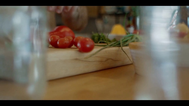 Video Reference: Food, Tomato, Vegetable, Solanum, Fruit, Plant, Local food, Produce, Still life photography, Nightshade family