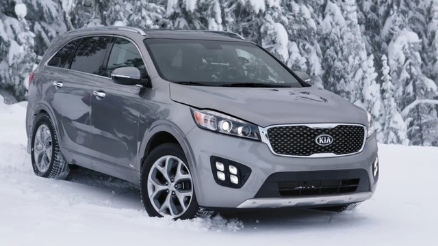 Video Reference: Land vehicle, Vehicle, Car, Motor vehicle, Kia sorento, Automotive design, Kia motors, Automotive tire, Sport utility vehicle, Crossover suv, Person
