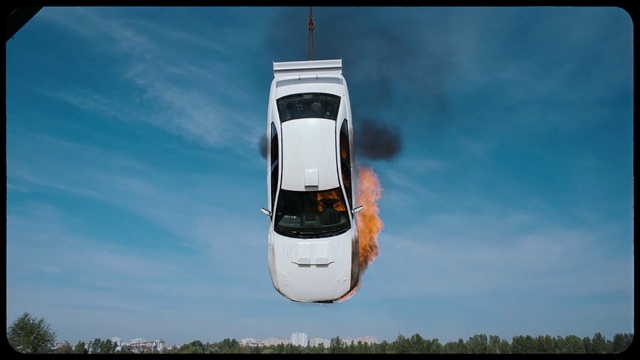 Video Reference: Transport, Mode of transport, Vehicle, Public transport, Car, Sky, Automotive design, Commercial vehicle, Advertising